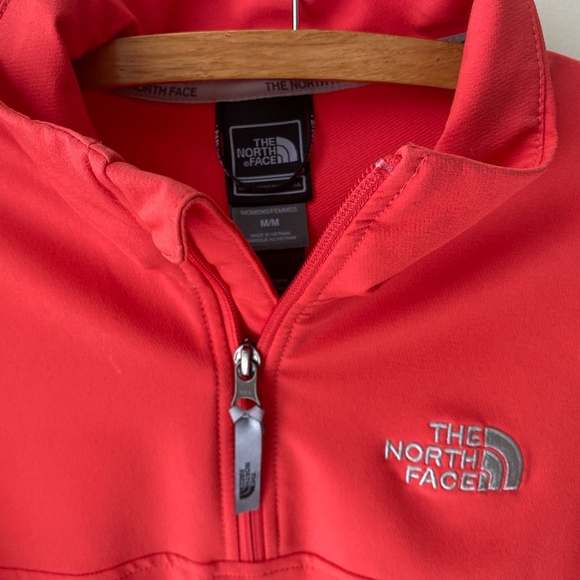 The North Face womens medium Apex TNF 1/4 Zip HOT PINK pullover Jacket - Picture 4 of 7